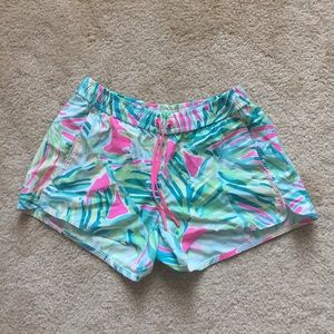 Lilly Pulitzer | Run Around Short | Athletic Short
